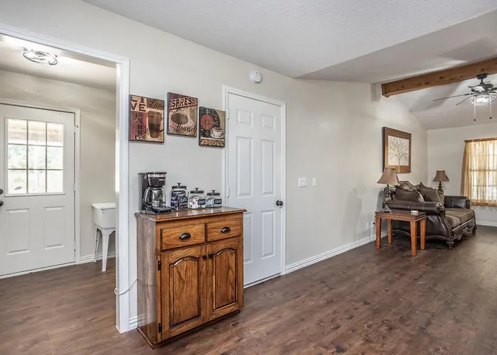 Tranquil 3-Bedroom Cabin Near Winstar Casino